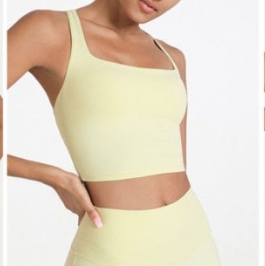 クロスバック美尻ヨガウェアセットアップ