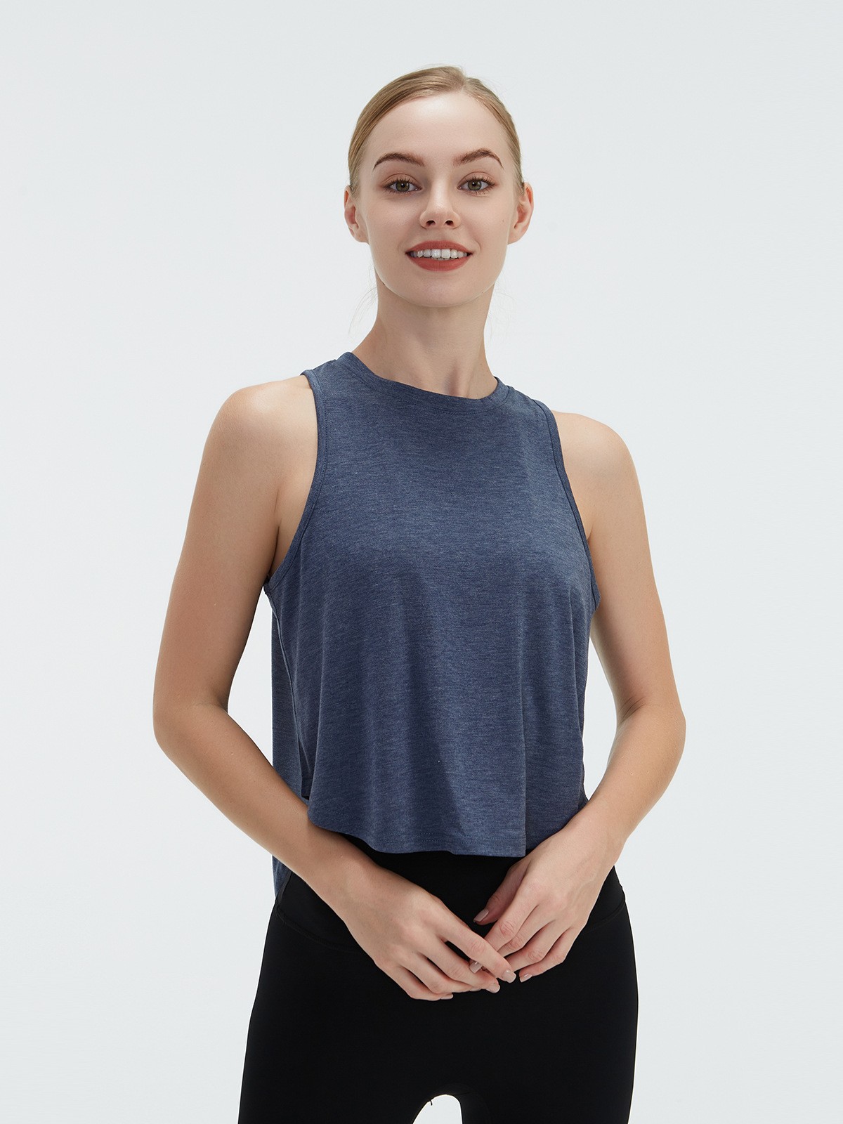 ヨガウェア 背中開きツイストデザインノースリーブタンクトップ