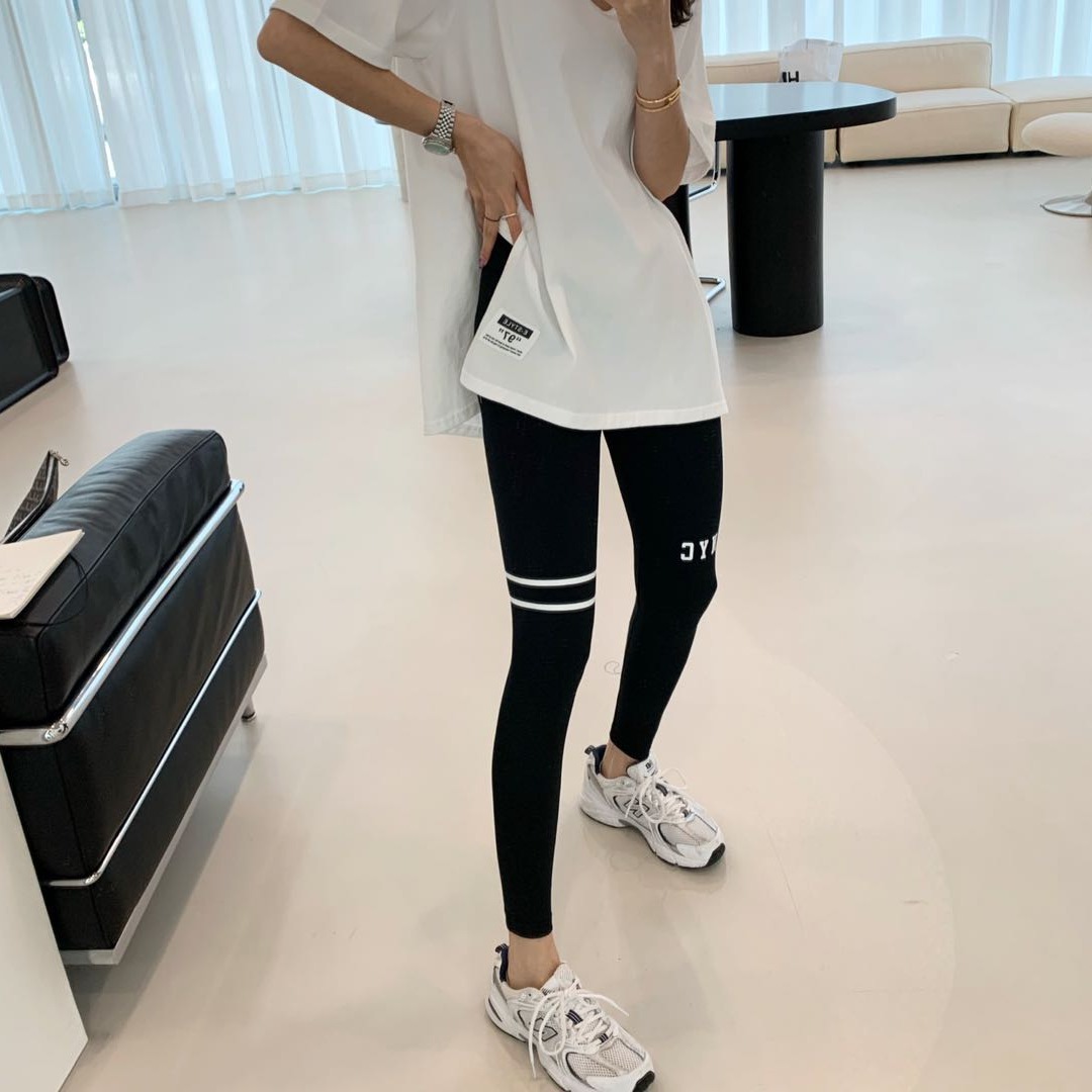 https://fulmo-img-server.com/yogilab/a6e8270e-5c3b-49ef-84c1-23618910f944.jpg