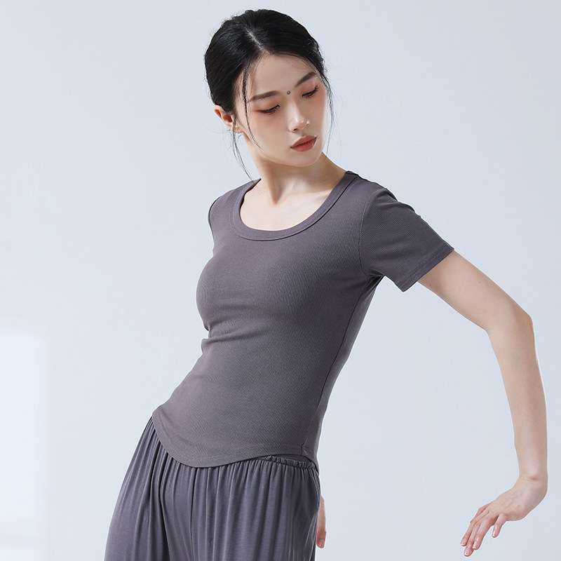 https://fulmo-img-server.com/yogilab/e230f6ccbf82459e83ac542e91c6c290.jpg