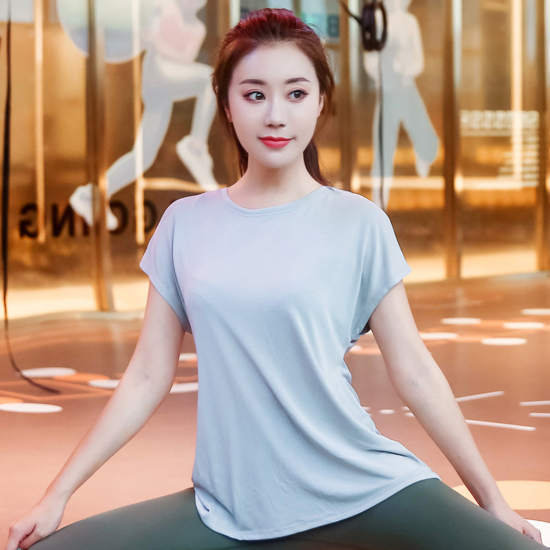 https://fulmo-img-server.com/yogilab/e32807a4-429f-4942-a503-8d28f2e3f2e2.jpg