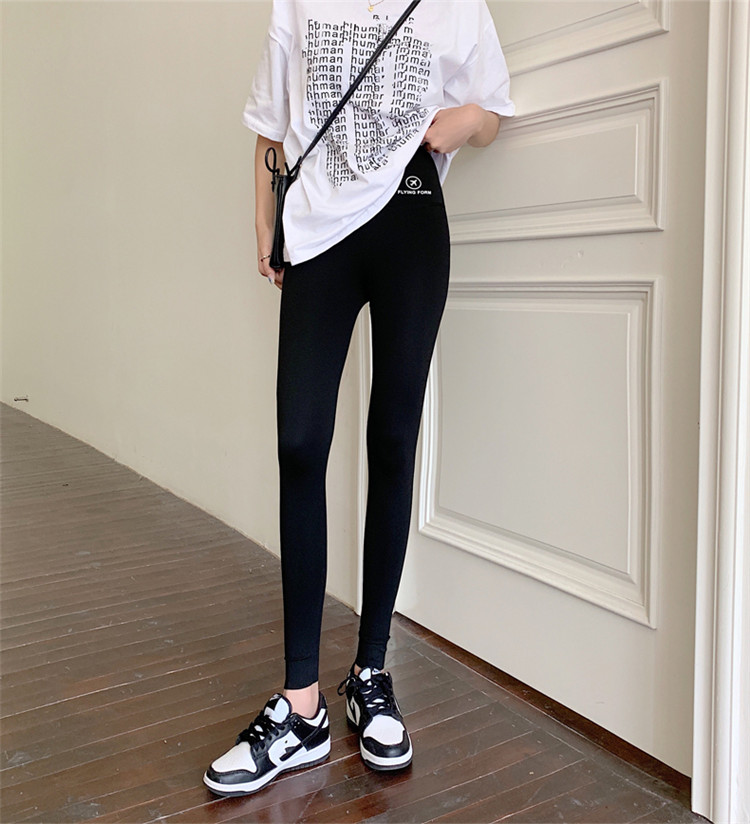 https://fulmo-img-server.com/yogilab/e4d93e53-fedb-4711-a35f-71d0a0a28a98.jpg