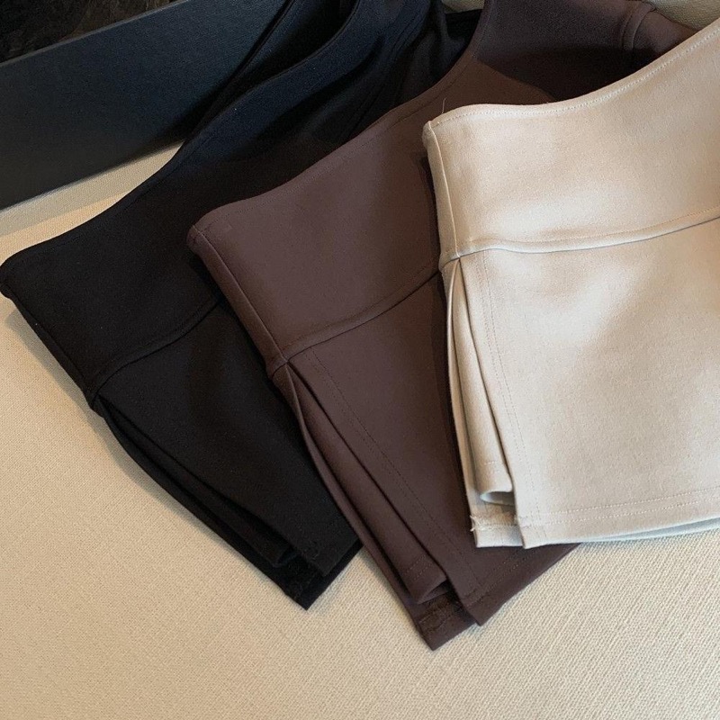 ヨガウェア ハイウエストスリット入りミニスカート