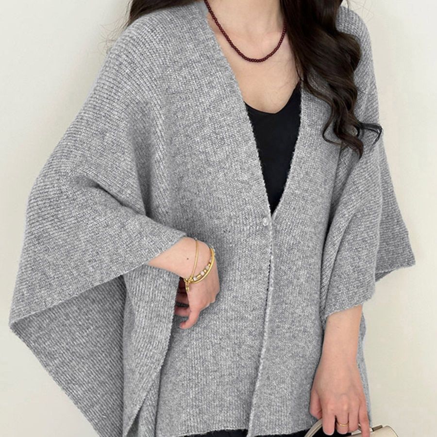 40代ファッション 体型カバーニットショールポンチョカーディガン