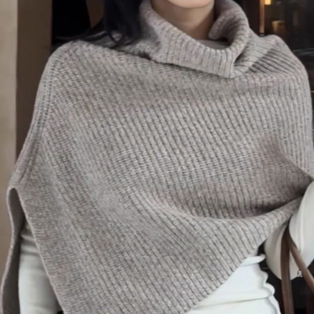 40代ファッション 大人の重ね着風ウール混ニットベスト