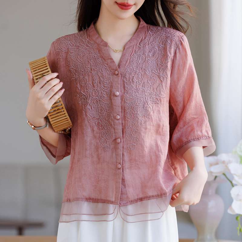 40代ファッション レディース 刺繍入りシアー素材ブラウス