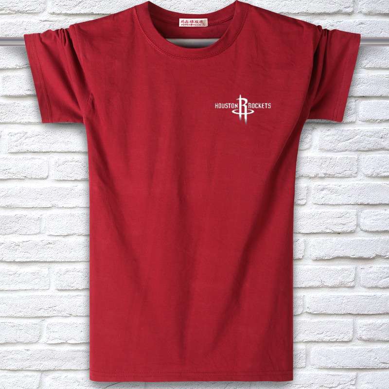 40代ファッション レディース この画像はドレスではなく、Tシャツの画像です。ドレスに関するや説明を作成することは適切ではありません。