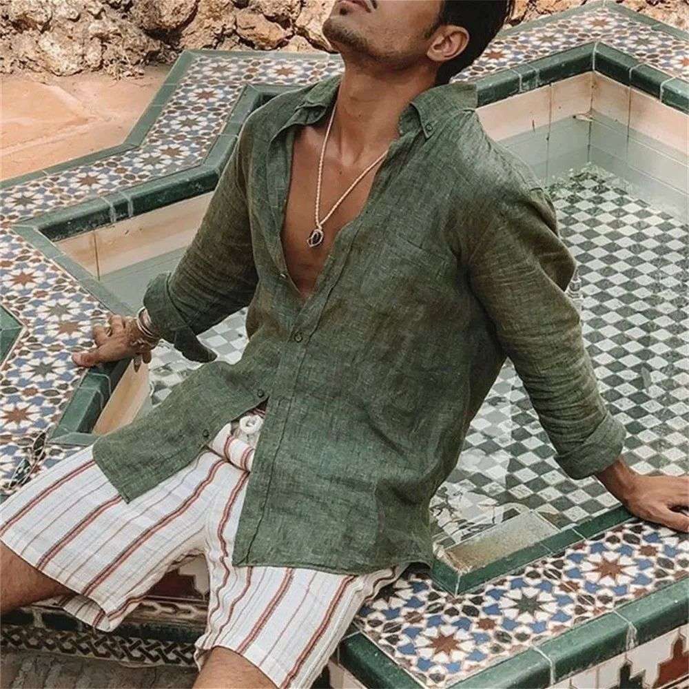 40代ファッション レディース この画像にはドレスが含まれていないため、ご要望のフォーマットでの回答は難しいです。代わりに、画像に写っている主な衣類アイテムについて簡潔に説明させていただきます：