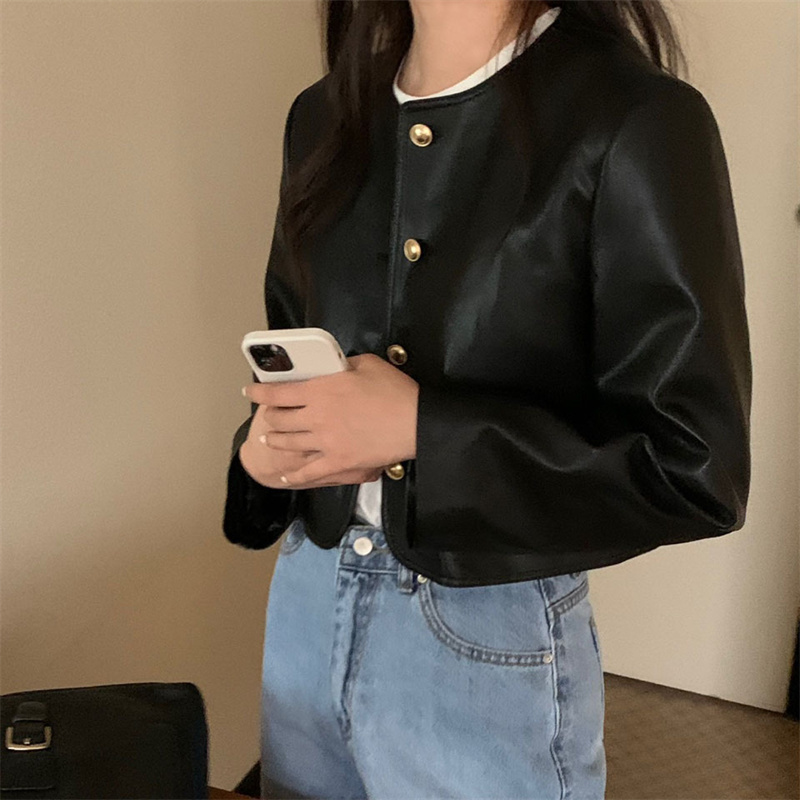 40代ファッション 2025秋冬新作 合成皮革ショート丈ジャケット 長袖アウター