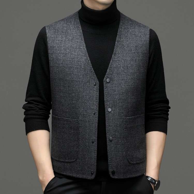 40代ファッション レディース この画像はドレスではなく、メンズのカジュアルウェアを示しています。従って、ご要望のドレスのや説明を作成することは適切ではありません。