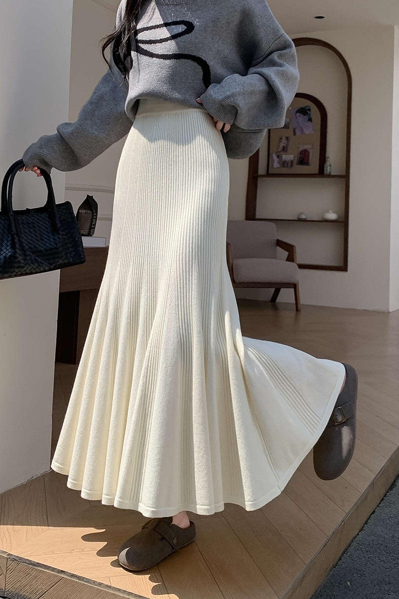 40代ファッション 上品リブニット マーメイドロングスカート