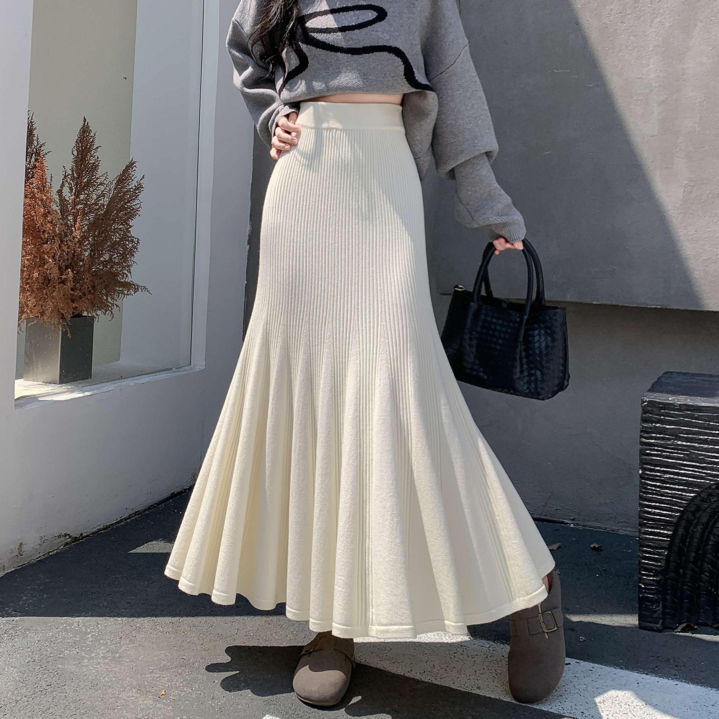 40代ファッション 上品リブニット マーメイドロングスカート