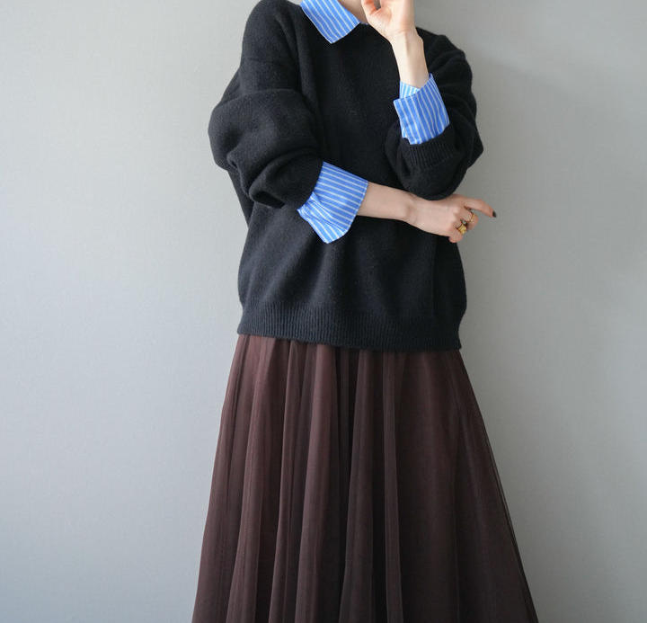 40代ファッション 大人上品ニットプルオーバーとチュールスカートセット
