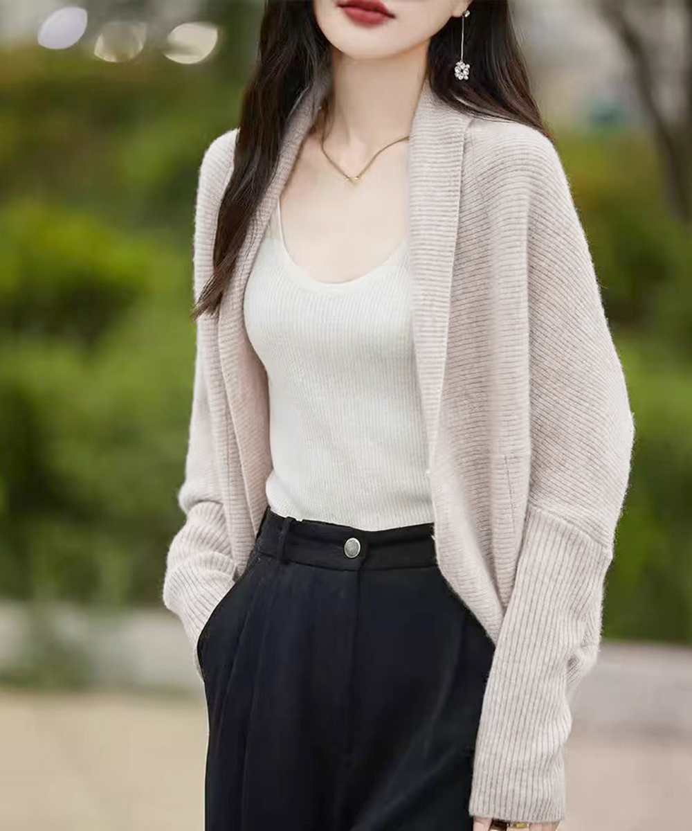 40代ファッション 大人の上品ドルマンニットカーディガン 