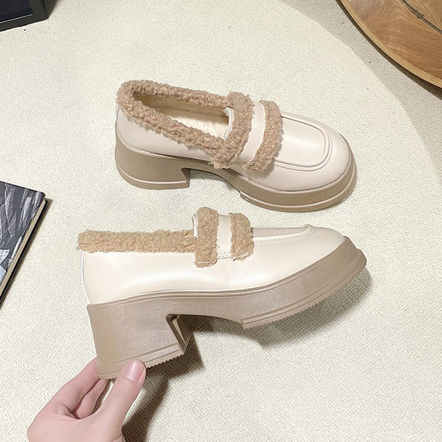 裏ボア厚底ローファー レディース 美脚効果 通勤通学