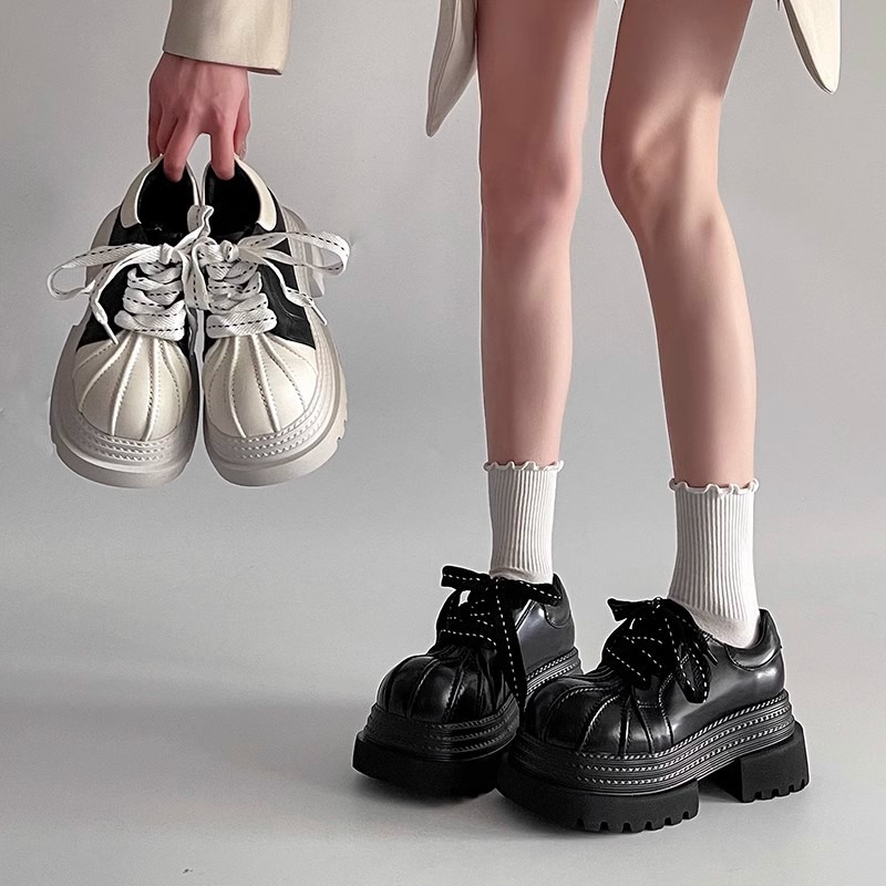 厚底スニーカー 紐靴 女性用 ローカット シューズ