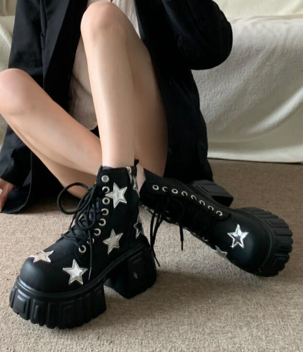 秋冬星柄厚底ブーツ編み上げ黒ショートブーツお出かけ靴