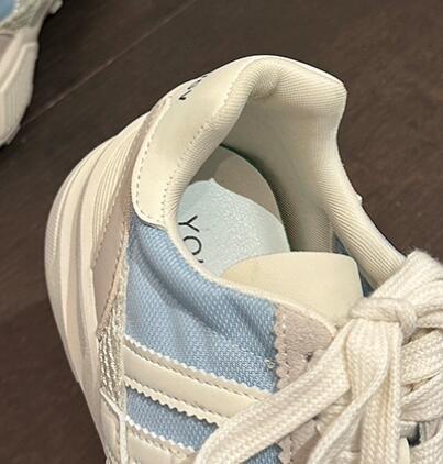 厚底スニーカー レディース メッシュ通気性運動靴