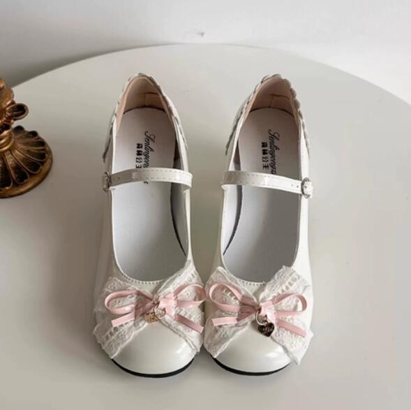 【甘かわロリータ】レース付きストラップ厚底パンプス（6cm）