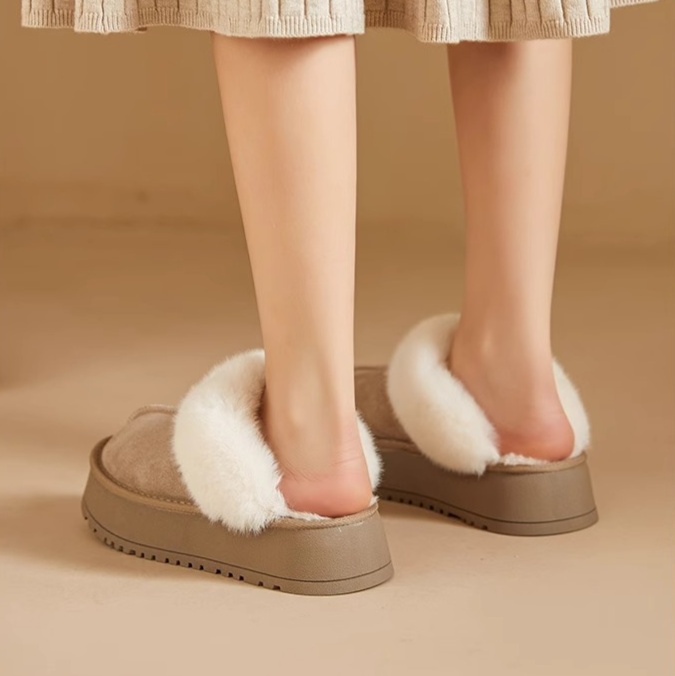 ふんわり暖か厚底もこもこスリッパ