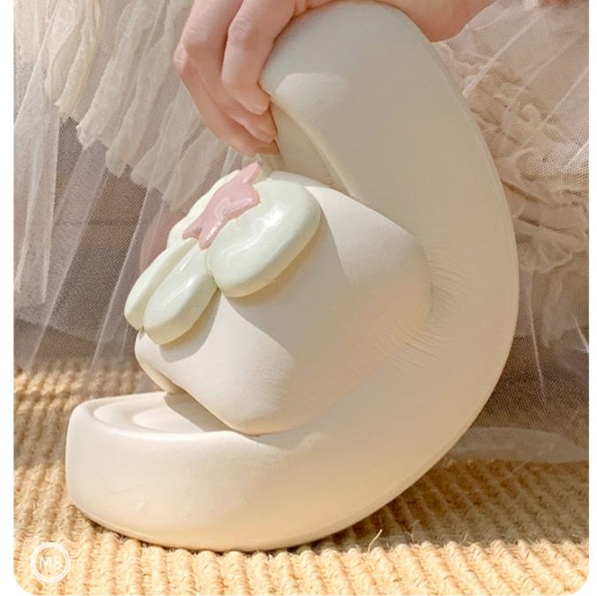 厚底 お花の星ふわもこ厚底サンダル