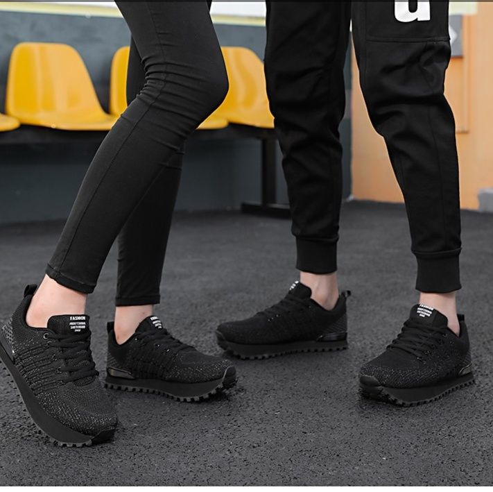 厚底 軽量通気メッシュ厚底ランニングシューズ