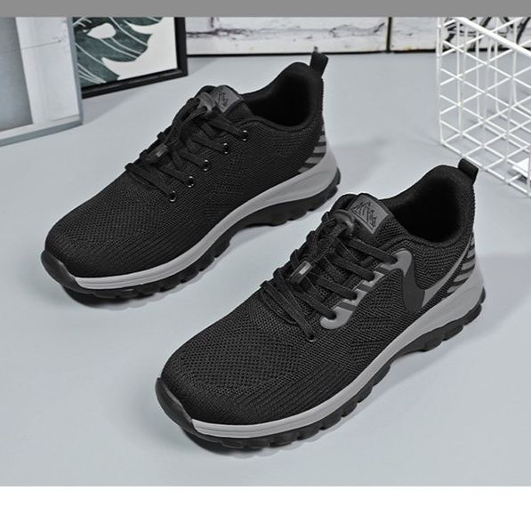 厚底 軽量通気性抜群の厚底緩衝スポーツシューズ