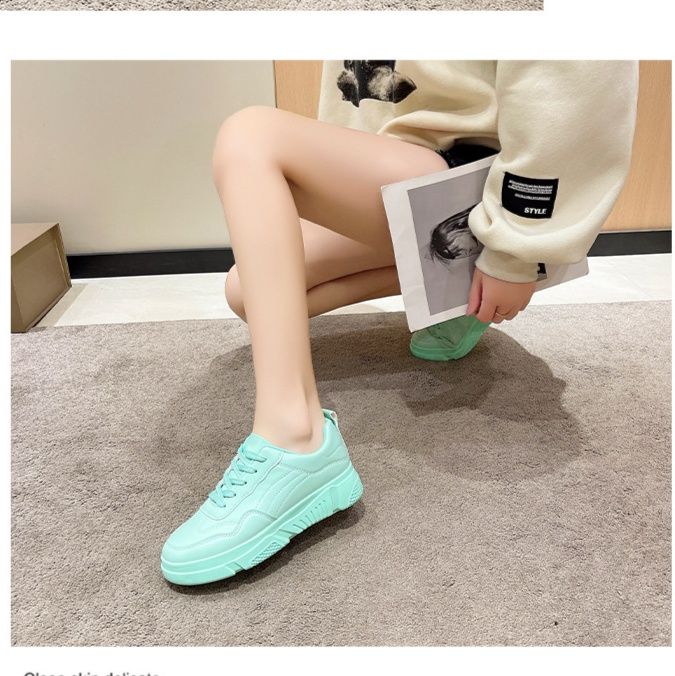 女性用厚底スニーカー紐靴通気性滑り止め弾力運動靴