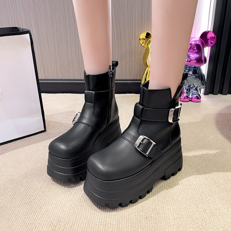 【脚長シルエット×チェルシーデザイン×存在感ボリューム】+9cm厚底 ラウンドトゥマーティンショートブーツ