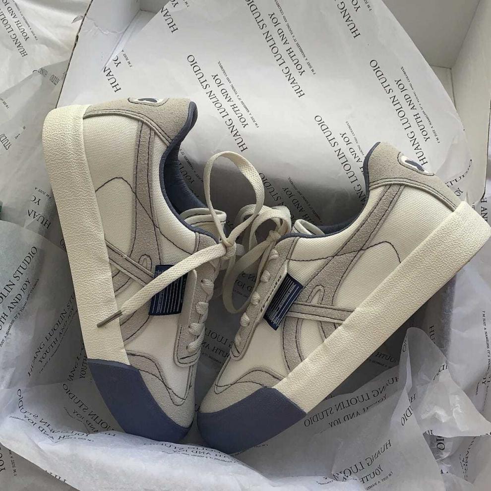 秋冬ナチュラル厚底スニーカー蝶デザインローカット