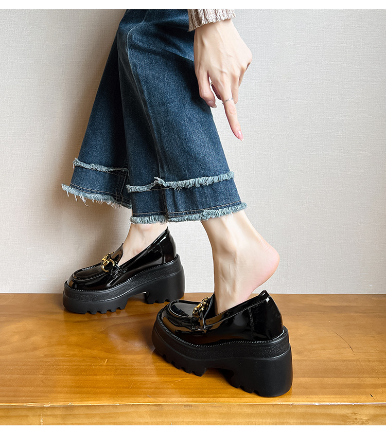 厚底 【金属チェーンデザイン × 身長アップ効果 × カジュアル系】12cm