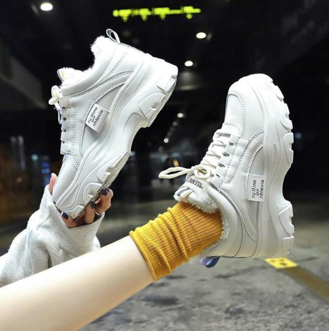 【シンプルデザイン×美脚スタイルアップ×韓国系】5.0cm厚底スニーカー