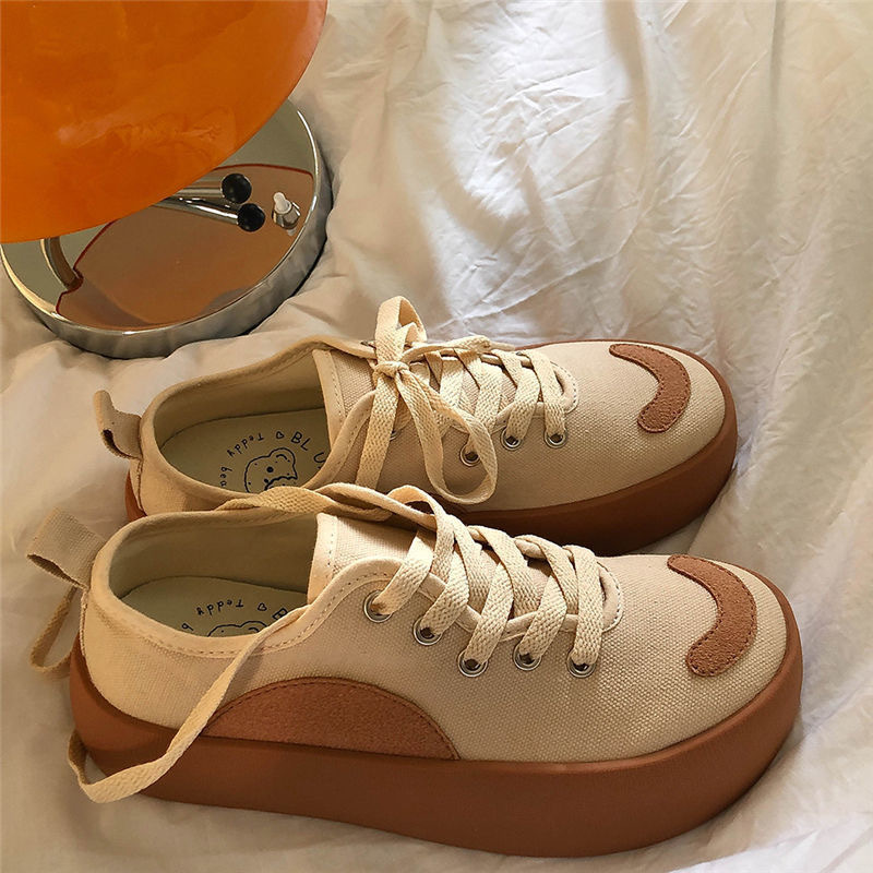 秋冬対応 厚底スニーカー 茶色 紐靴 歩きやすい