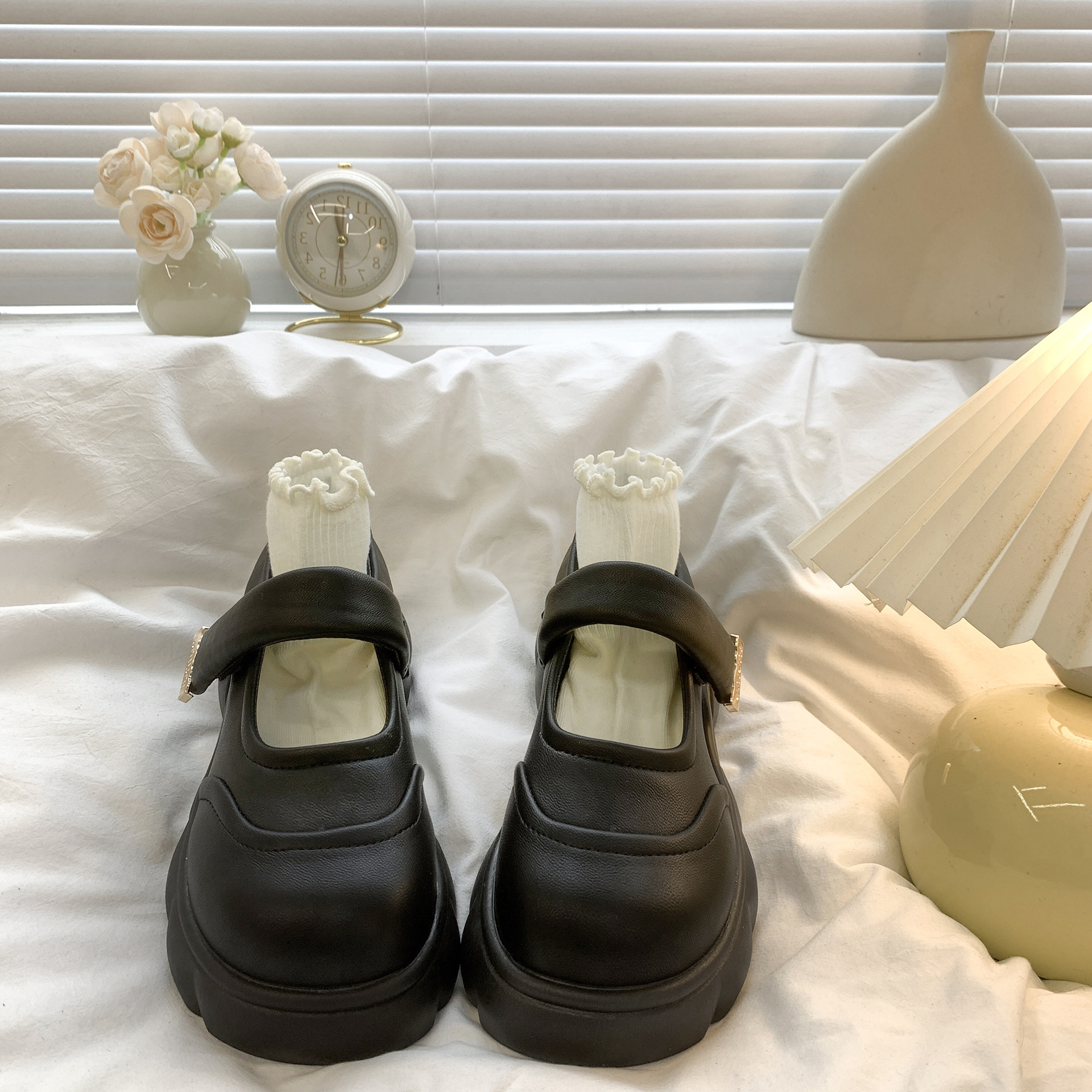 厚底 厚底ストラップパンプス