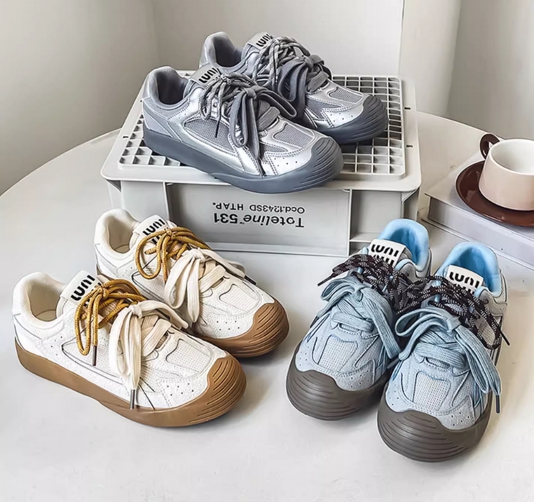 厚底スポーツシューズ メンズ運動靴 ローカット