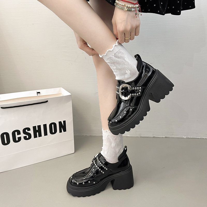 厚底 【スタッズベルトデザイン × 脚長効果 × モード系】厚底ローファー