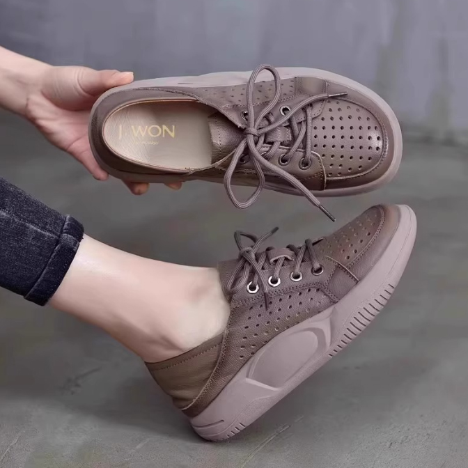 ２０２５新作厚底スニーカー軽量通気性抜群通勤通学美脚