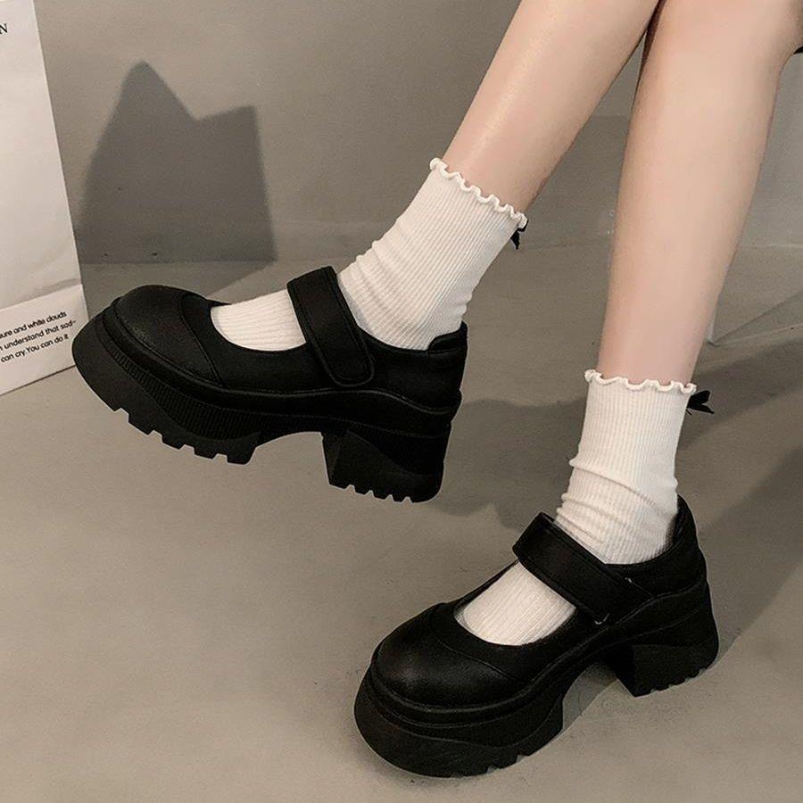 厚底 ストラップ付き厚底メリージェーンパンプス