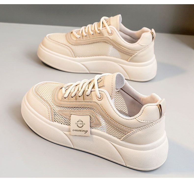 厚底スニーカー 通気性抜群 軽量メッシュ 白色紐靴