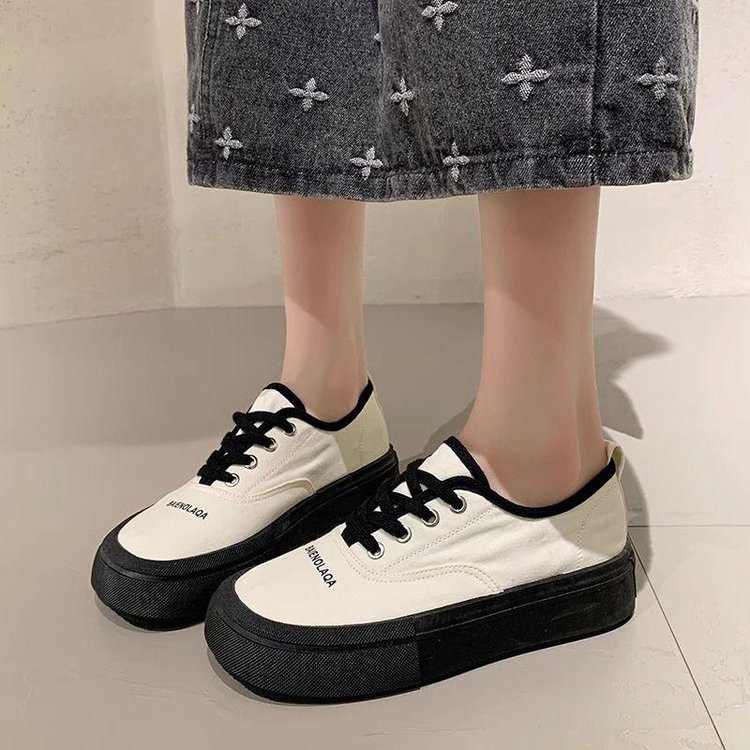 【白黒ツートン×美脚スタイルアップ×韓国系】4.5cm厚底スニーカー