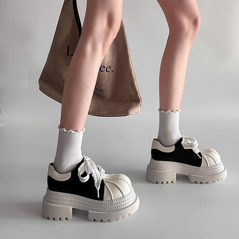 厚底スニーカー 紐靴 女性用 ローカット シューズ