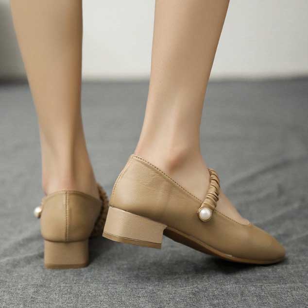 【美脚・脚長】パール装飾厚底パンプス（スクエアトゥ・黒/ベージュ・チャンキーヒール）