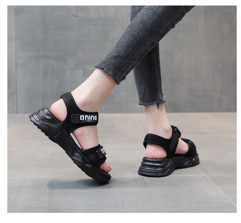 厚底サンダル レディース 軽量 通気性 脚長効果 運動靴