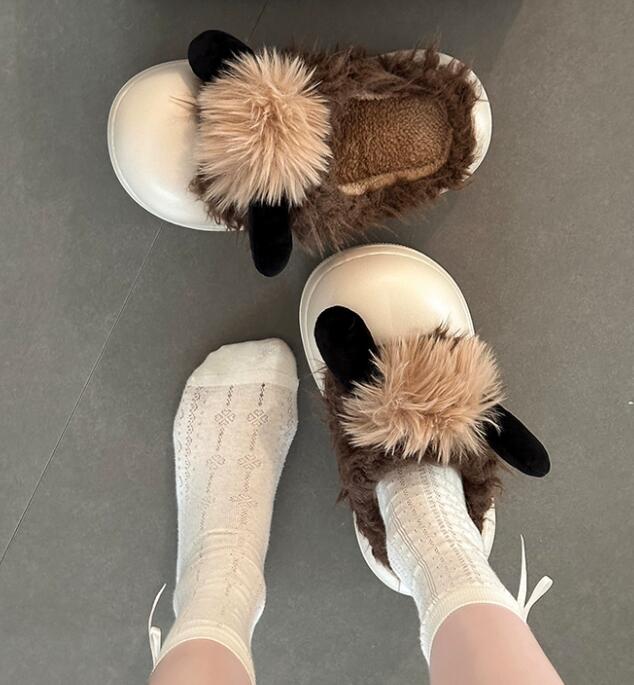 【あったか柔らか】もこもこ厚底サンダル（4cm・秋冬つっかけ）