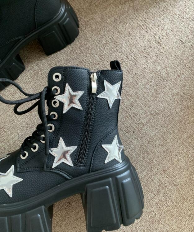 秋冬星柄厚底ブーツ編み上げ黒ショートブーツお出かけ靴