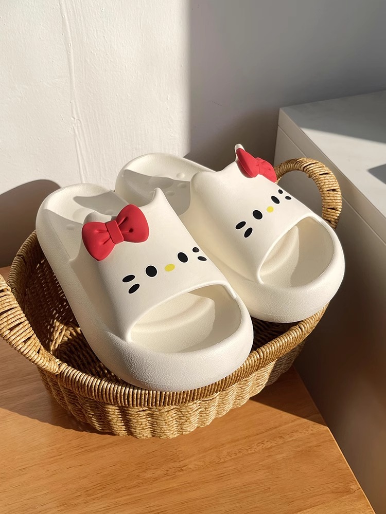 厚底 ふわもこ猫ちゃん厚底スリッパ