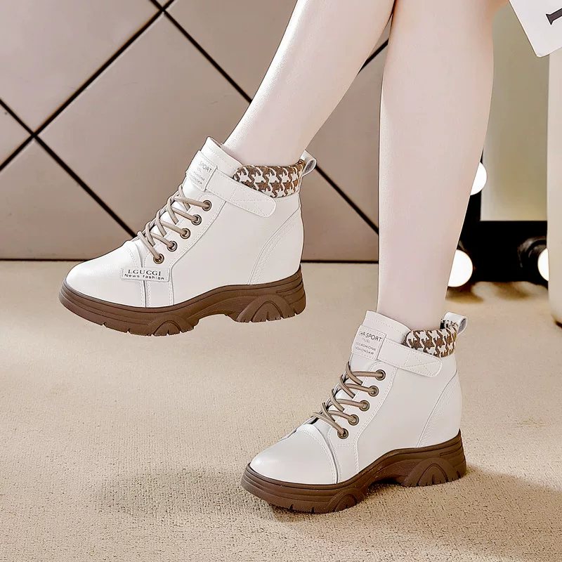 洗練されたデザイン × 安定感 × 厚底6.5cm【厚底韓国風ハイカット