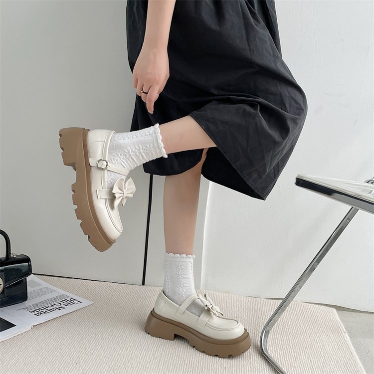 リボン付き厚底ローファー韓国風女性用靴