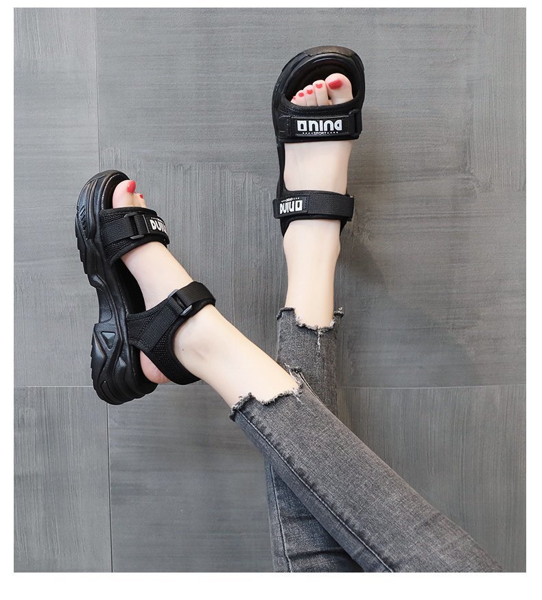 厚底サンダル レディース 軽量 通気性 脚長効果 運動靴