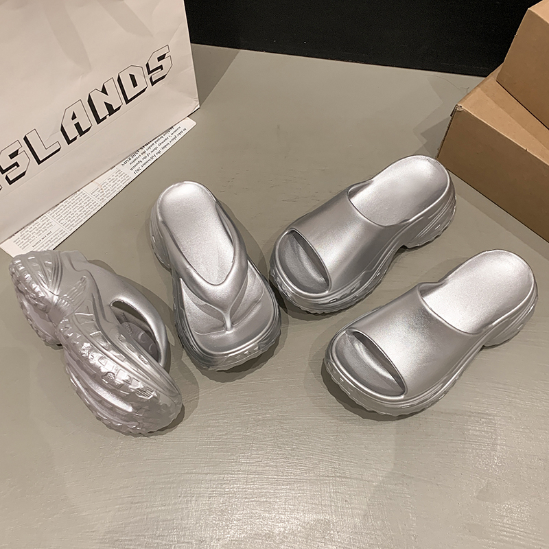 厚底 未来感覚トング厚底サンダル